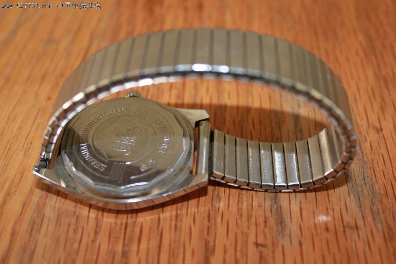 時光印記 老上海手表的價格與收藏價值探析